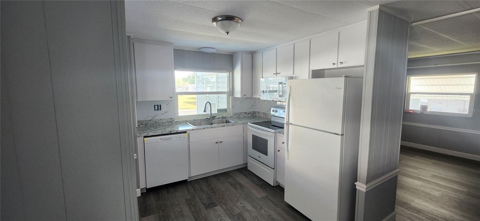 Image 5 of 41 For 10803 Freedom Drive