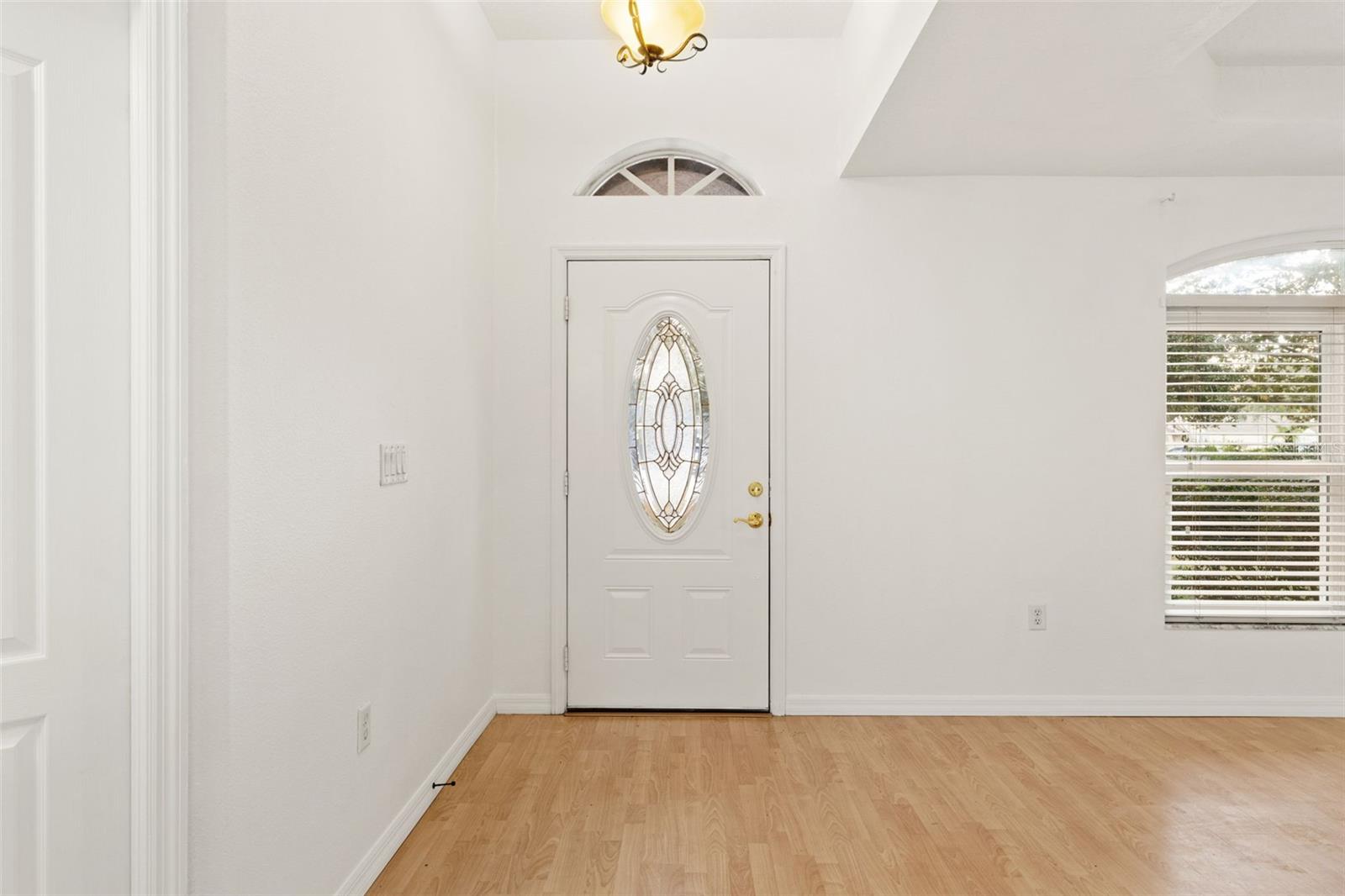 Image 10 of 45 For 542 Fairbanks Road