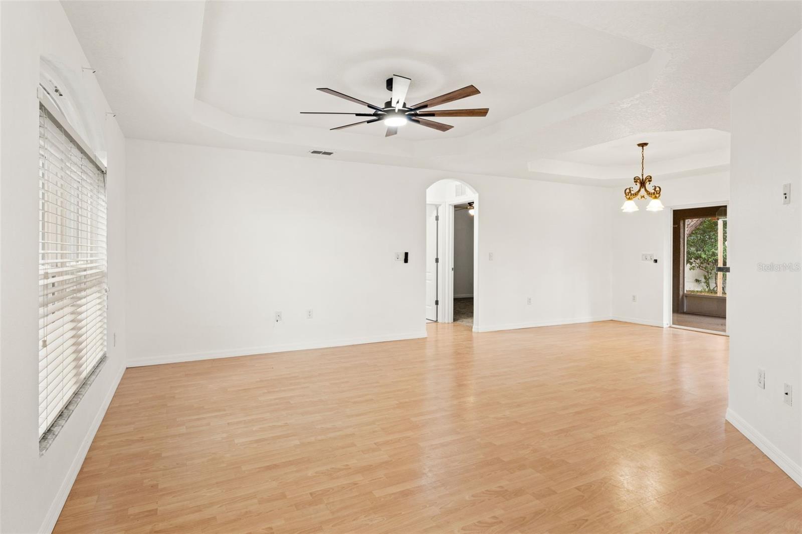 Image 11 of 45 For 542 Fairbanks Road