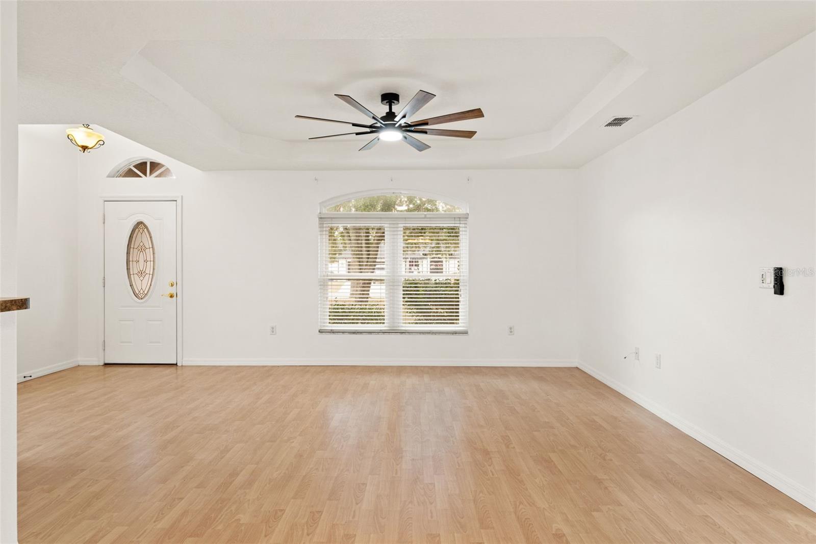 Image 14 of 45 For 542 Fairbanks Road