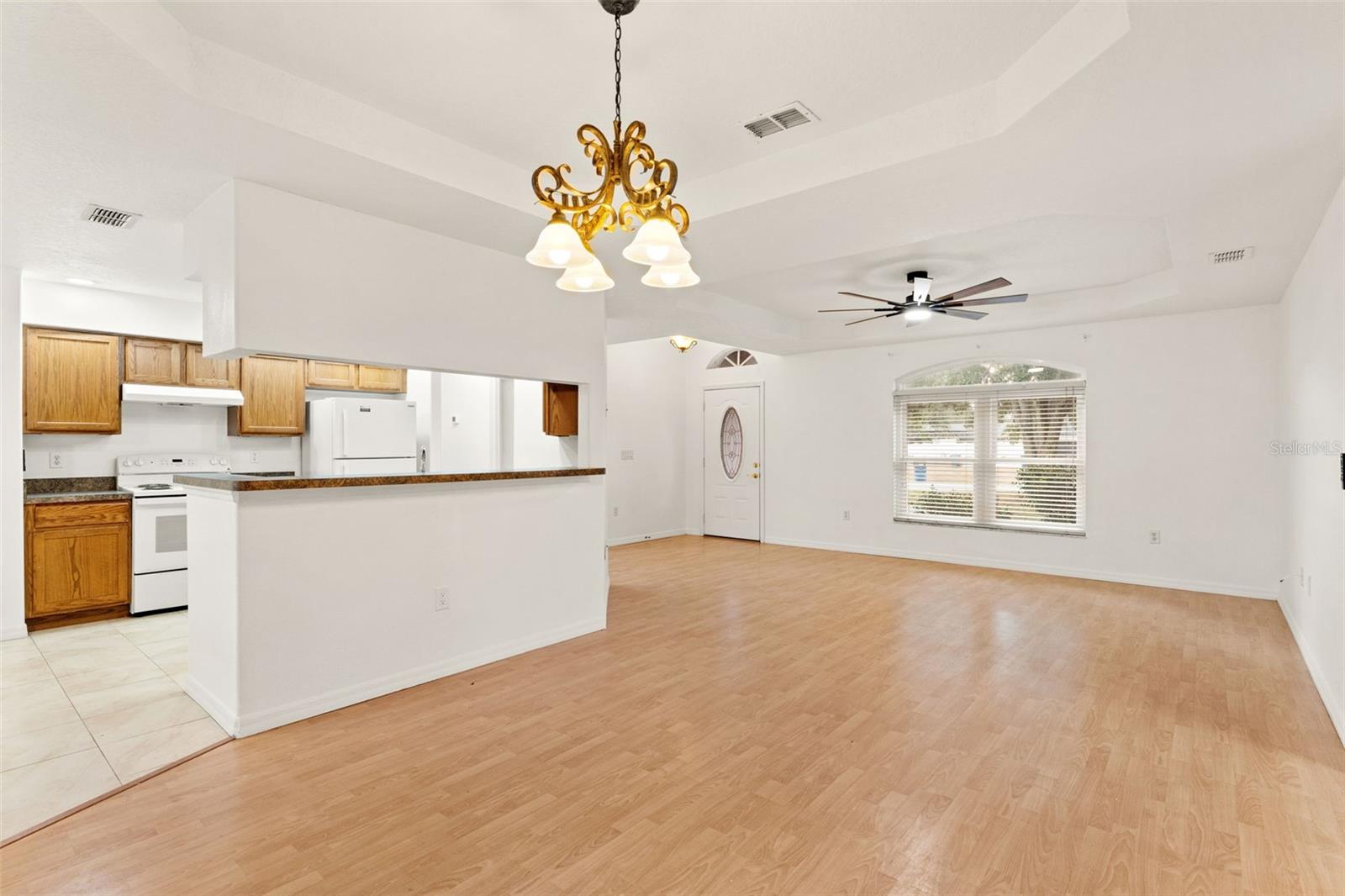 Image 15 of 45 For 542 Fairbanks Road