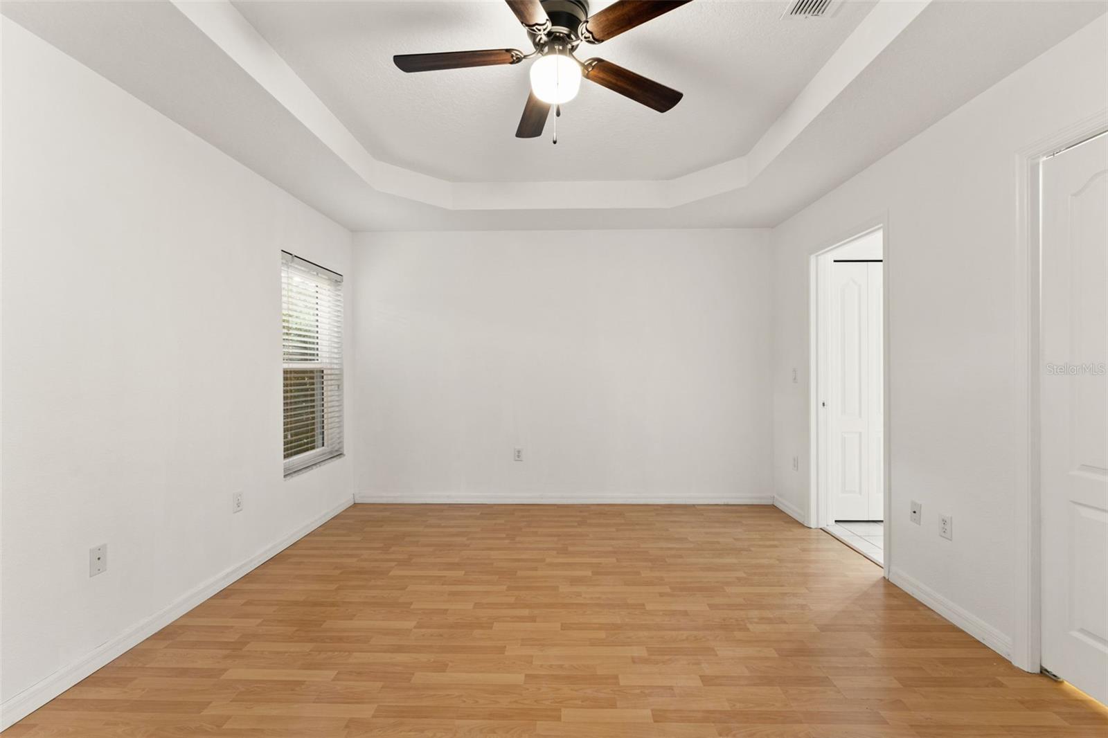 Image 22 of 45 For 542 Fairbanks Road