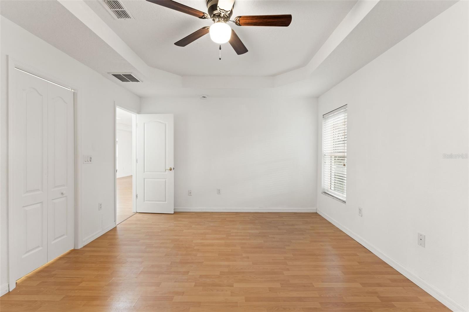 Image 24 of 45 For 542 Fairbanks Road