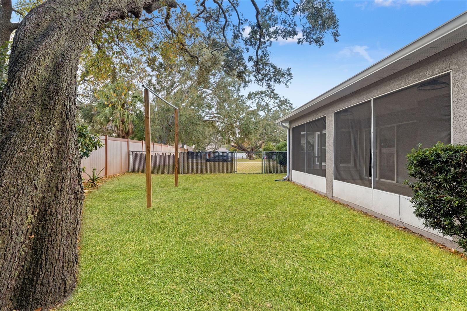 Image 43 of 45 For 542 Fairbanks Road