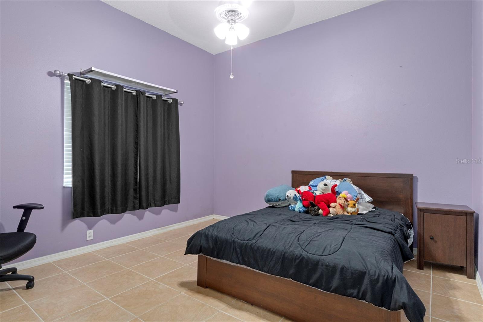 Listing photo id 28 for 9 Foxgreen Court