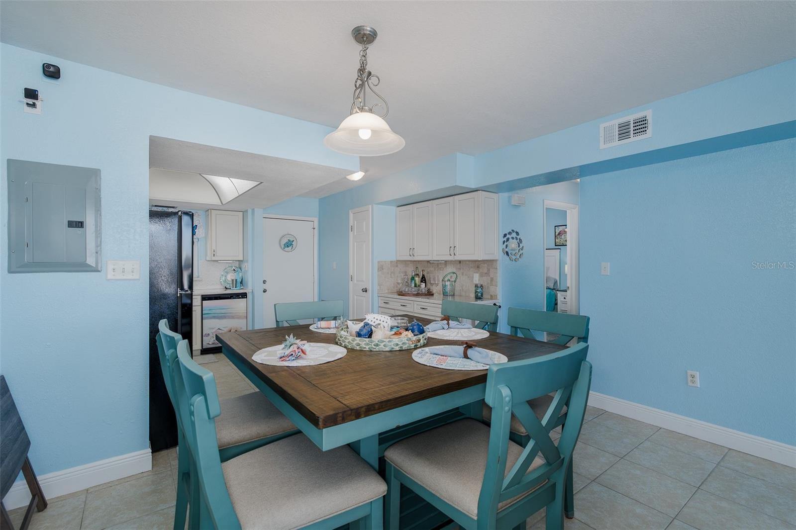 Image 11 of 43 For 4939 Floramar Terrace 312