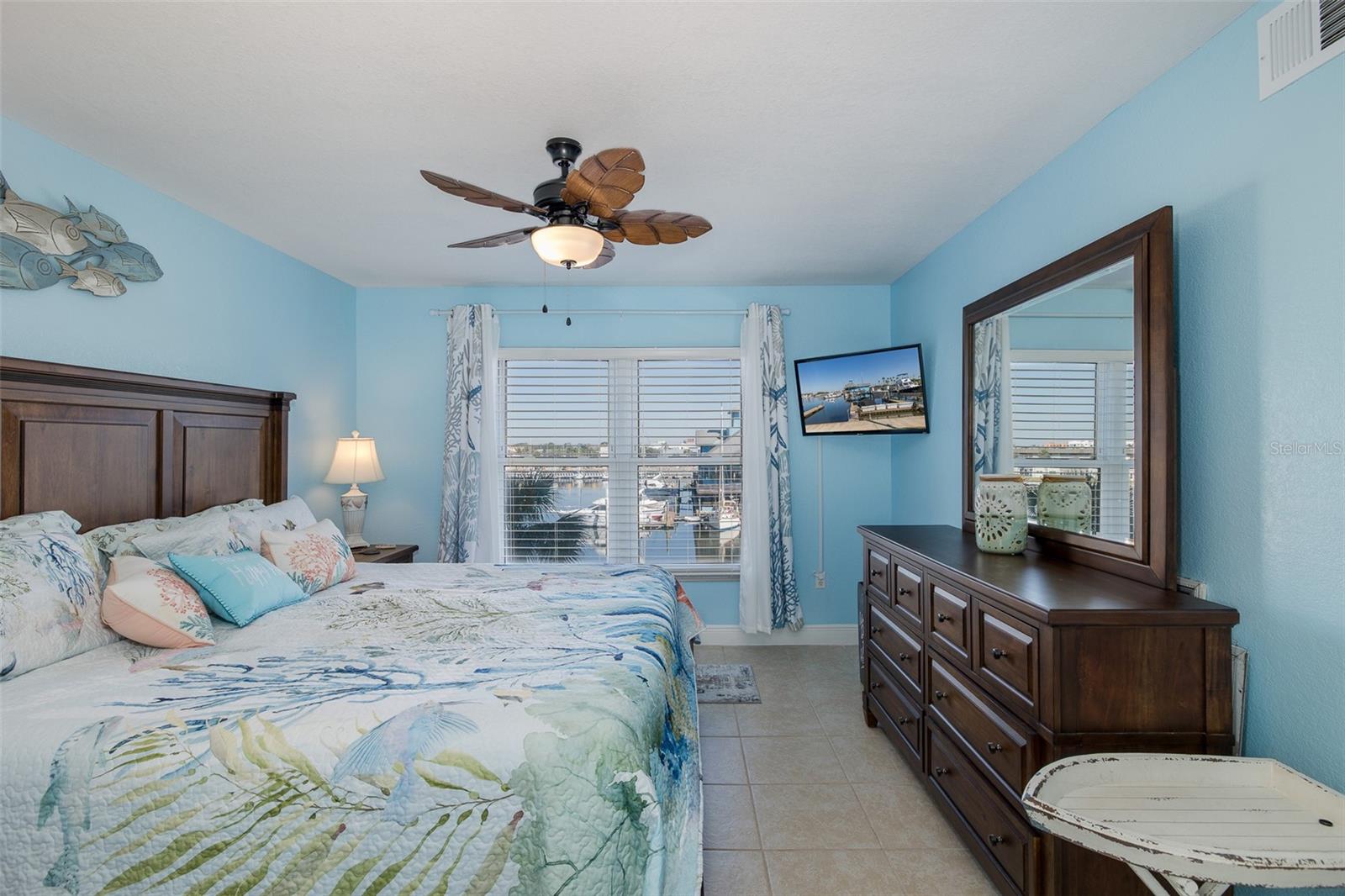 Image 18 of 43 For 4939 Floramar Terrace 312