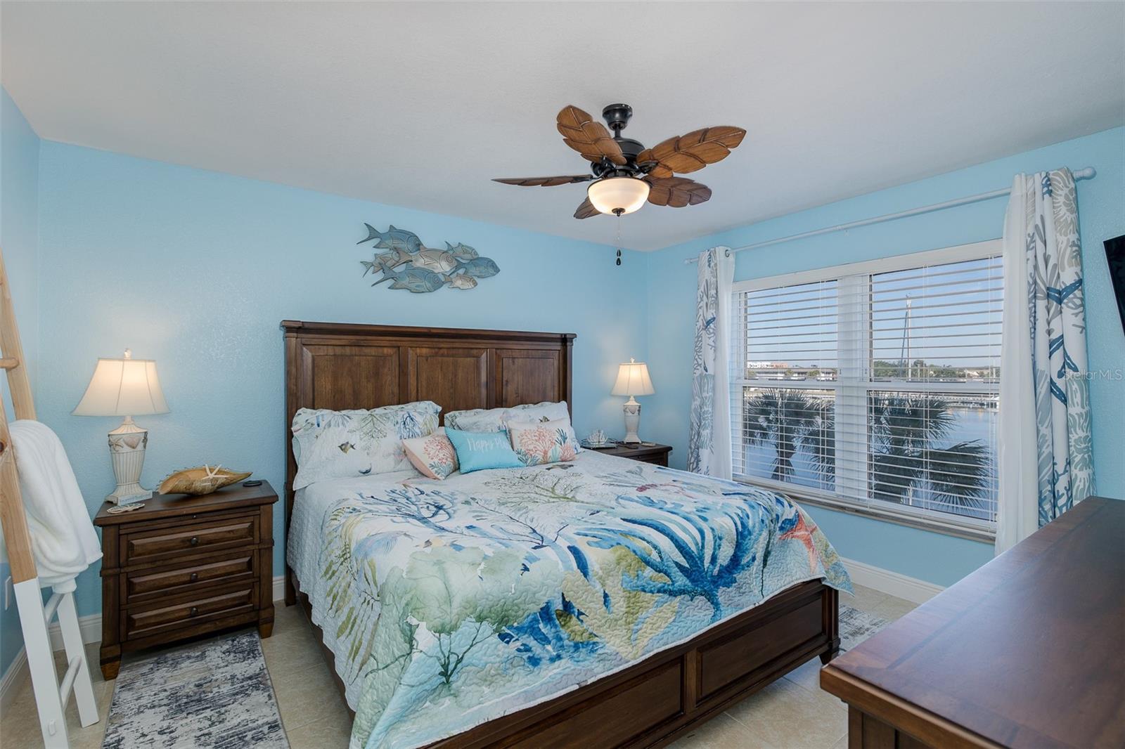 Image 19 of 43 For 4939 Floramar Terrace 312