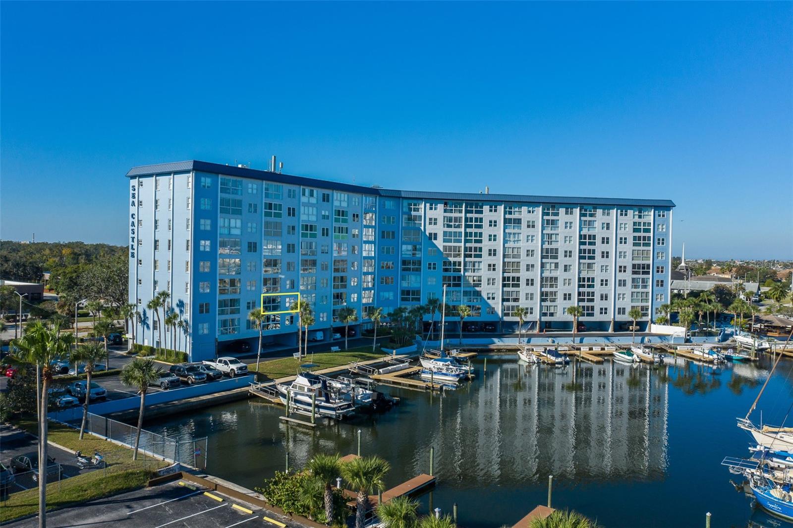 Image 38 of 43 For 4939 Floramar Terrace 312