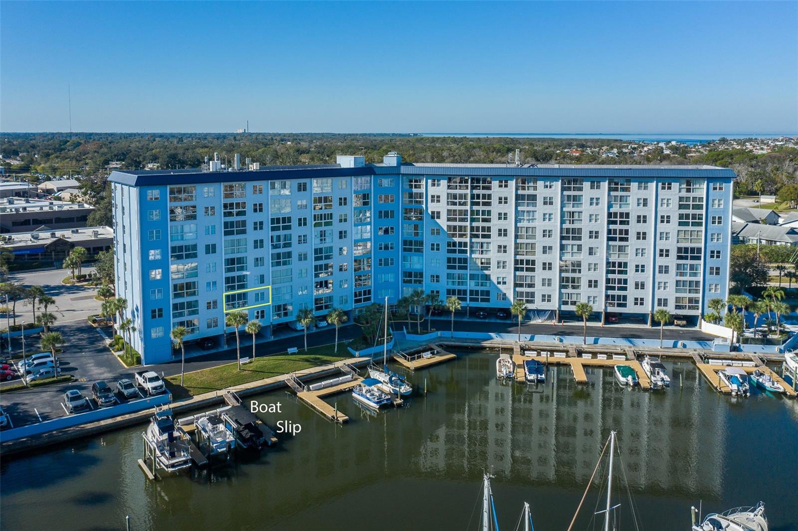 Image 39 of 43 For 4939 Floramar Terrace 312