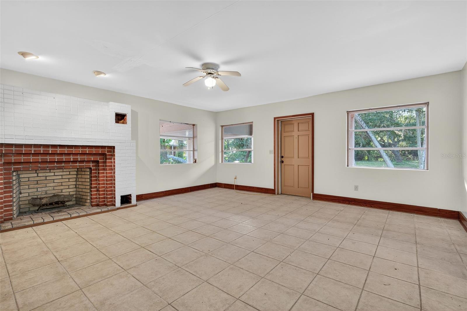 Image 11 of 56 For 6346 Lost Trail