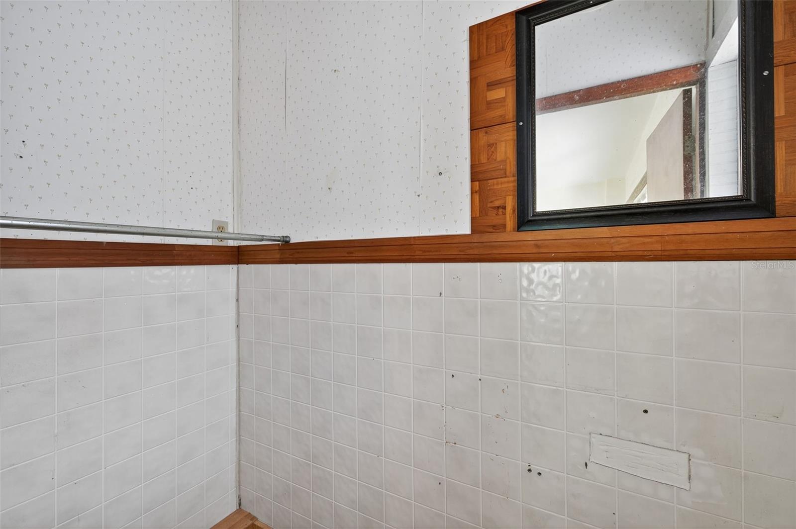 Image 19 of 56 For 6346 Lost Trail