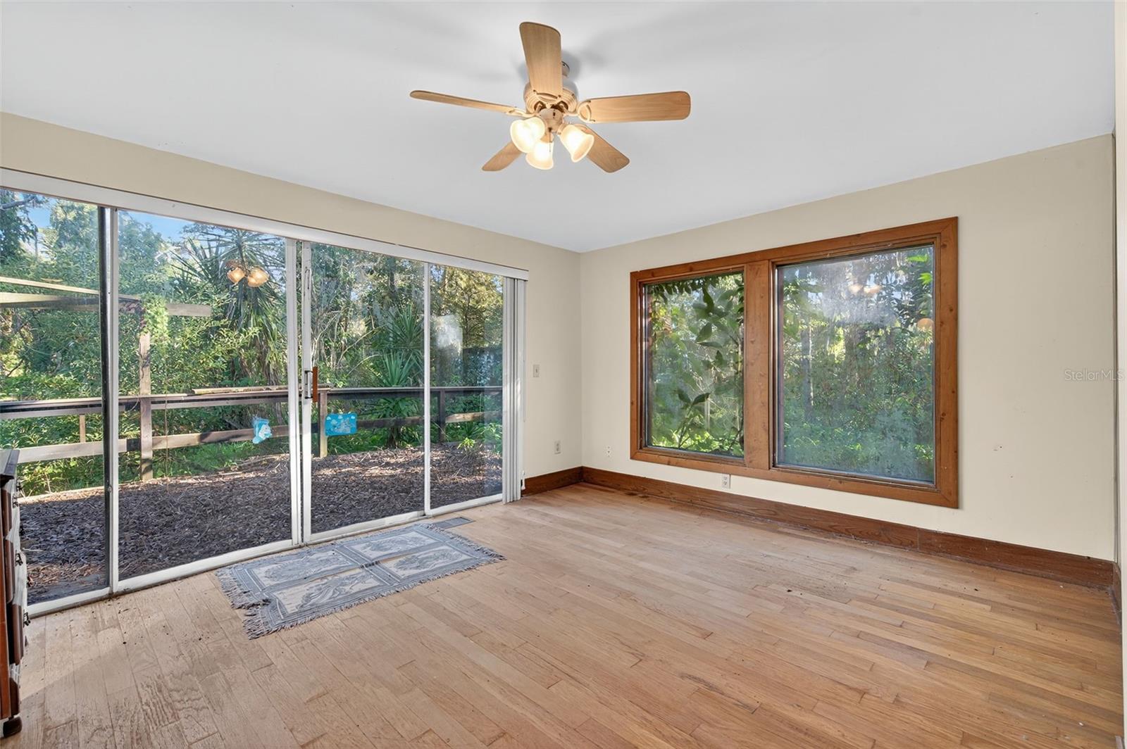 Image 31 of 56 For 6346 Lost Trail