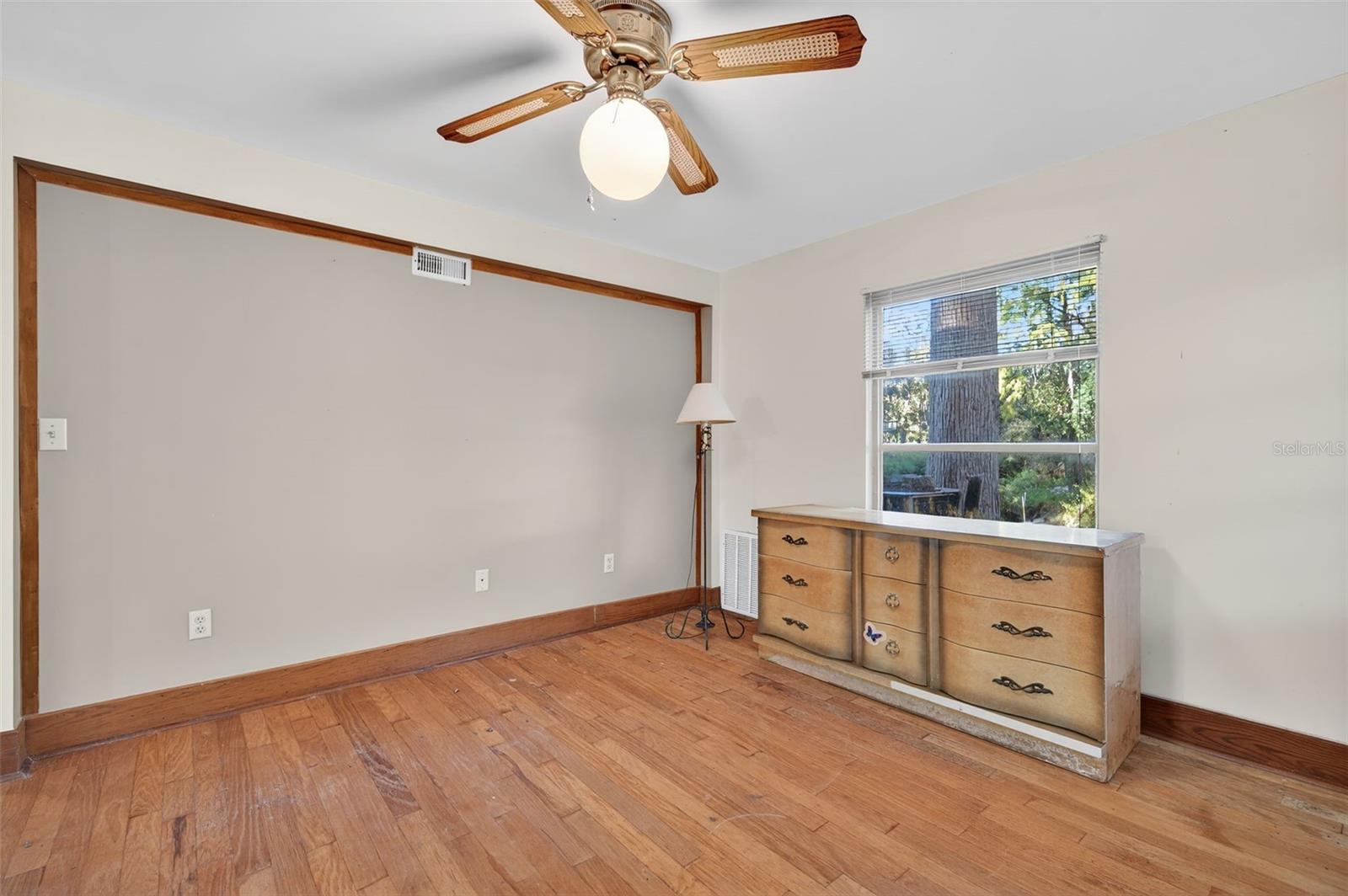 Image 35 of 56 For 6346 Lost Trail