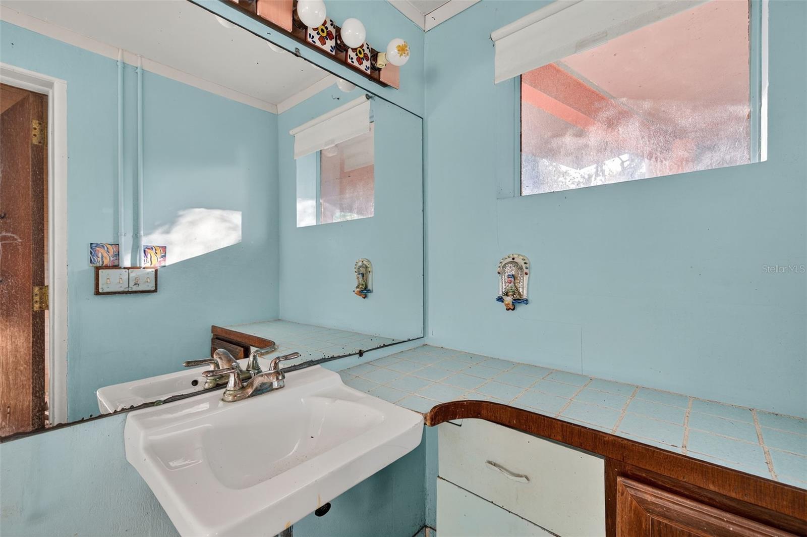 Image 40 of 56 For 6346 Lost Trail