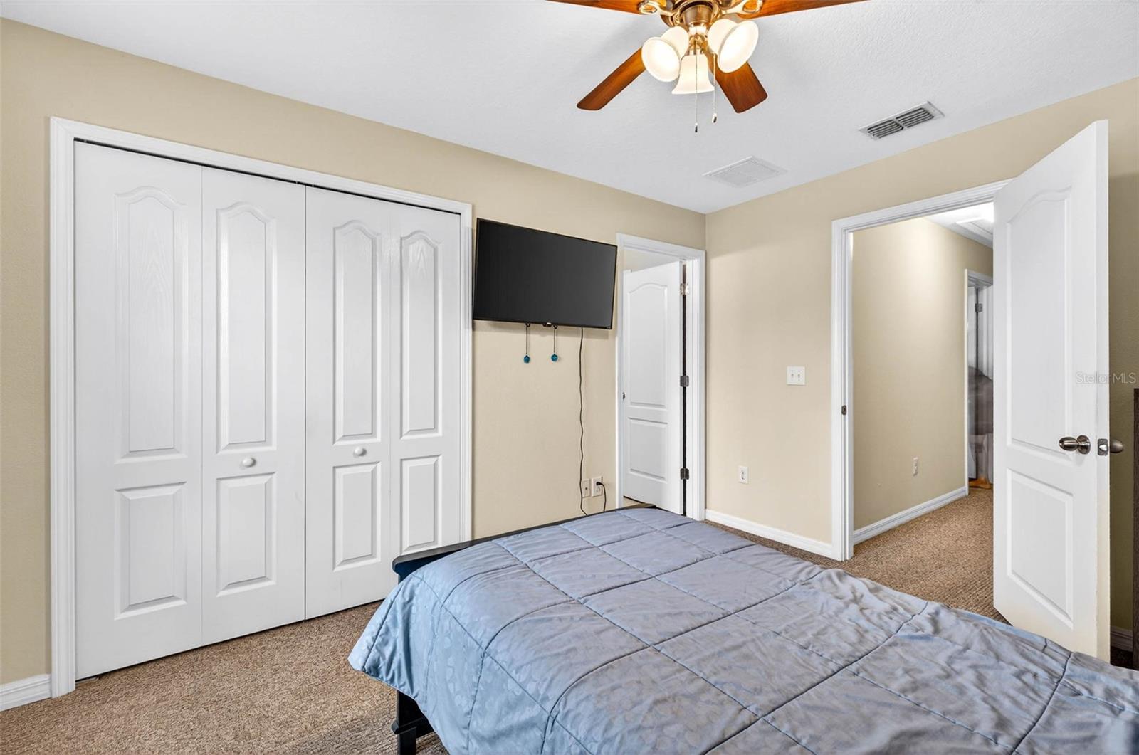 Image 27 of 49 For 12006 Greengate Drive