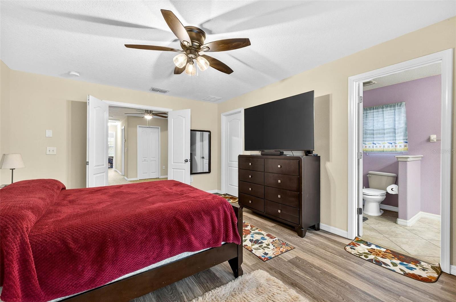 Image 34 of 49 For 12006 Greengate Drive