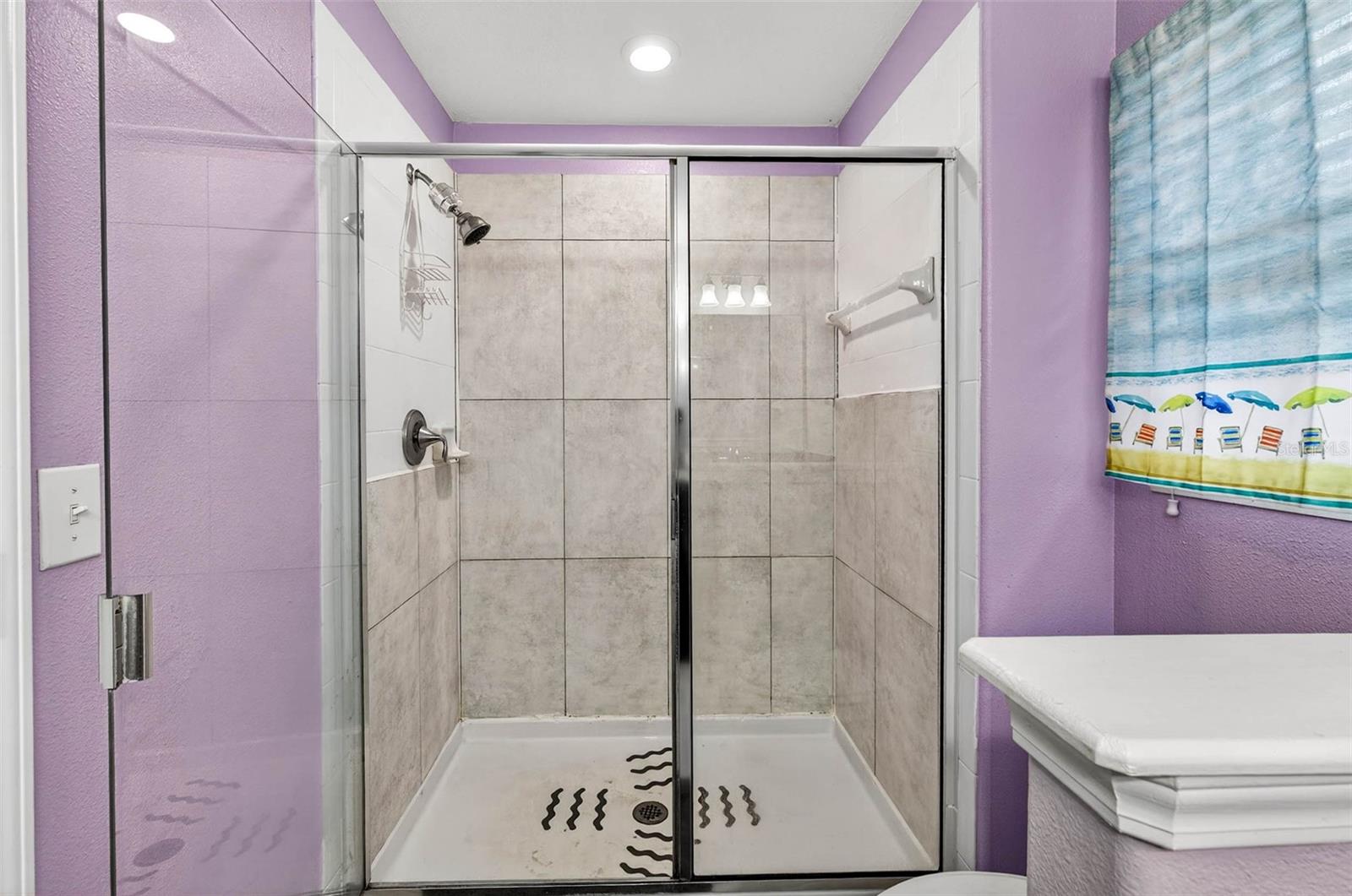 Image 36 of 49 For 12006 Greengate Drive