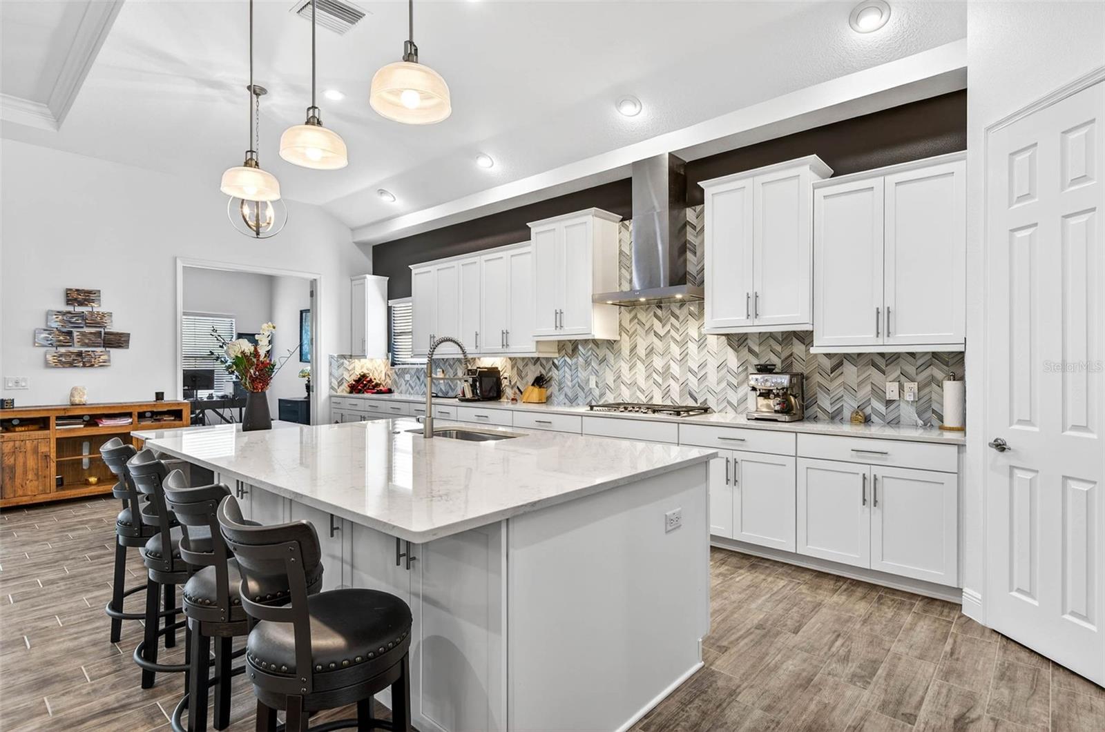 Image 11 of 47 For 12196 Broken Oak Lane