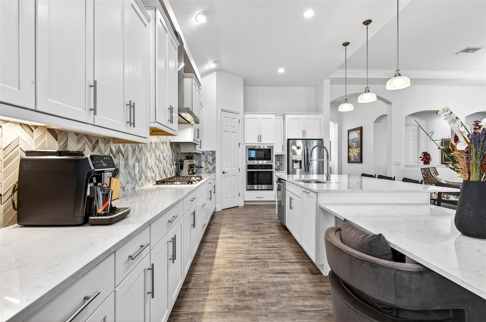 Image 16 of 47 For 12196 Broken Oak Lane