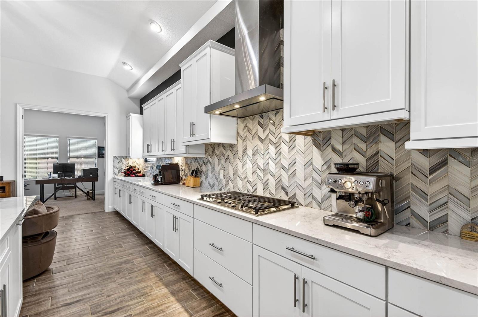 Image 17 of 47 For 12196 Broken Oak Lane