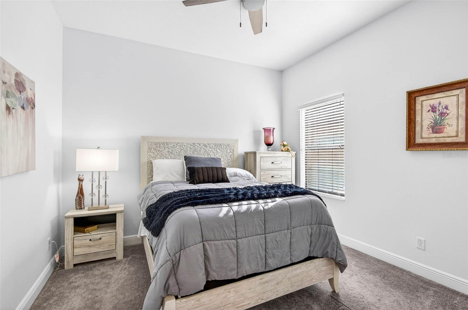 Image 29 of 47 For 12196 Broken Oak Lane