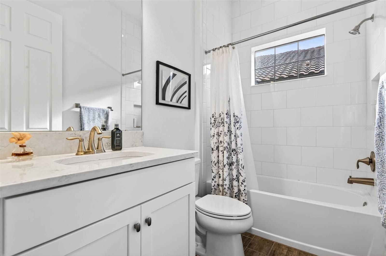 Image 31 of 47 For 12196 Broken Oak Lane