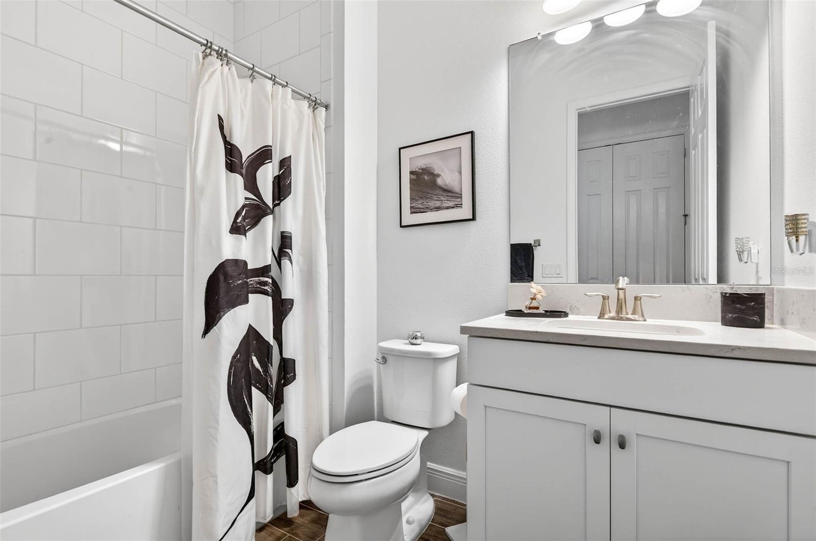 Image 33 of 47 For 12196 Broken Oak Lane