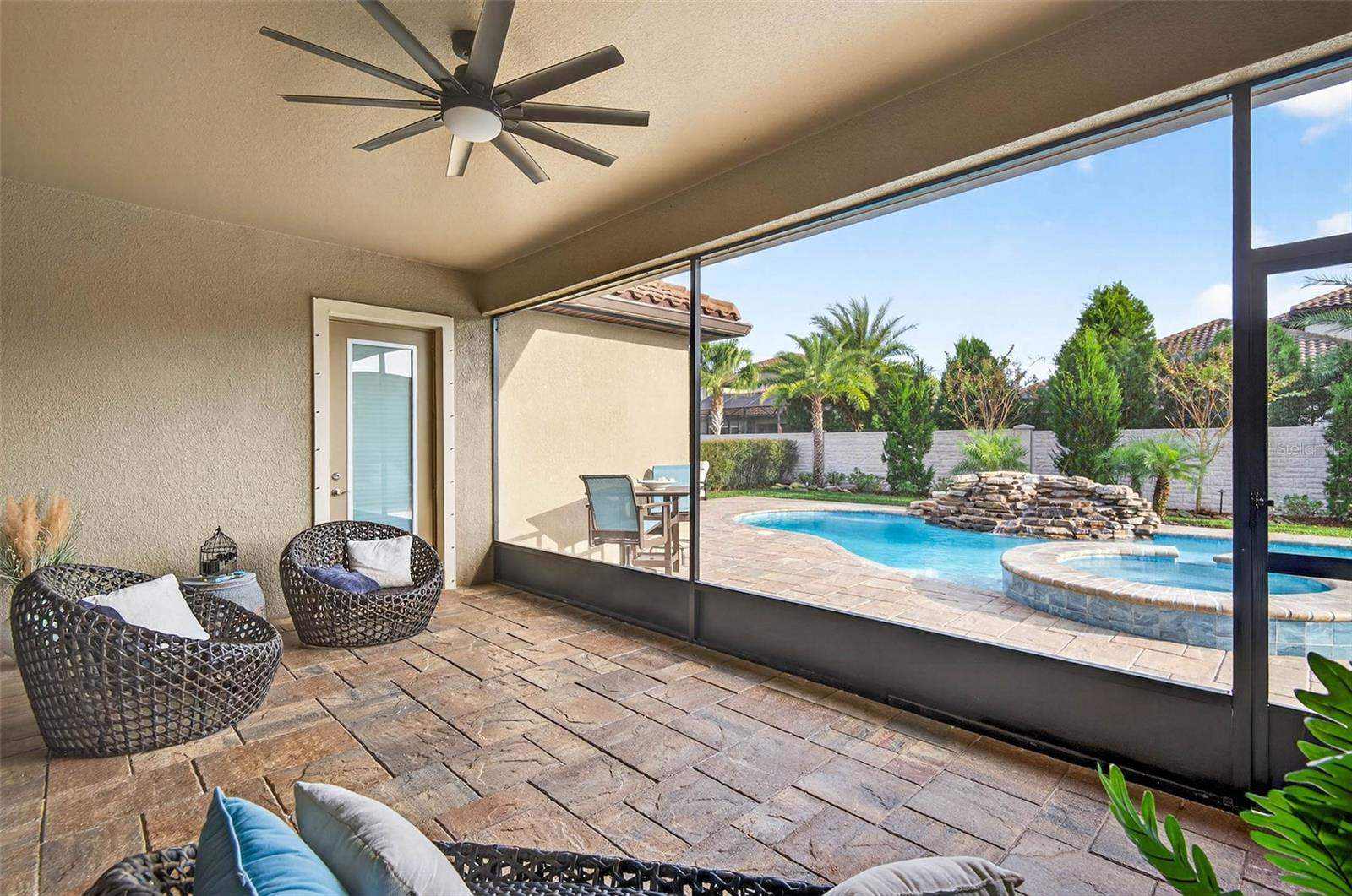 Image 36 of 47 For 12196 Broken Oak Lane