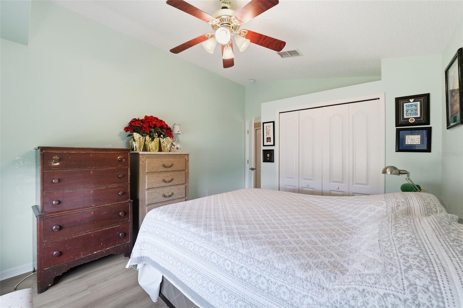 Image 20 of 39 For 13842 Greyhawk Court