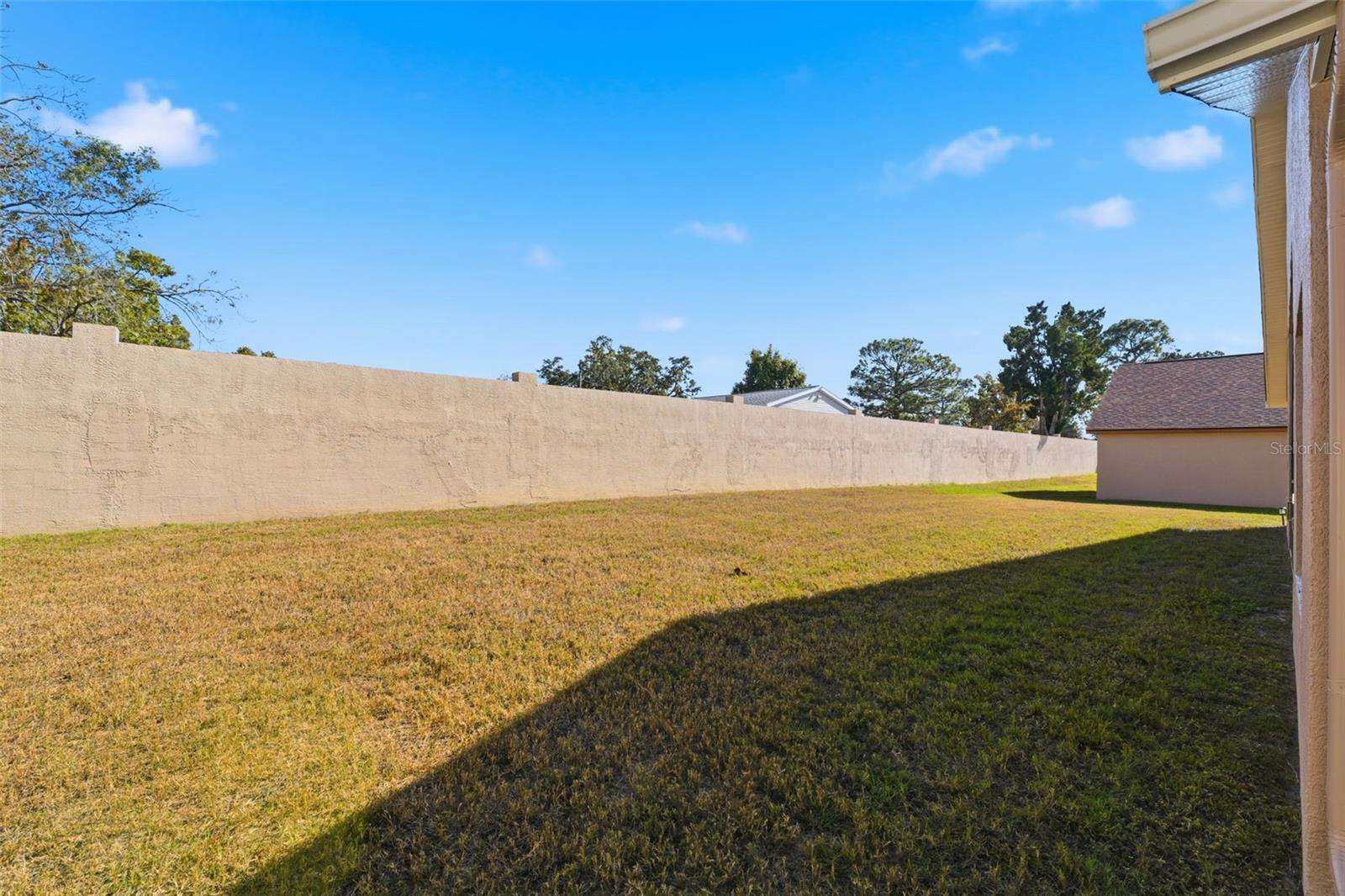 Image 25 of 39 For 13842 Greyhawk Court