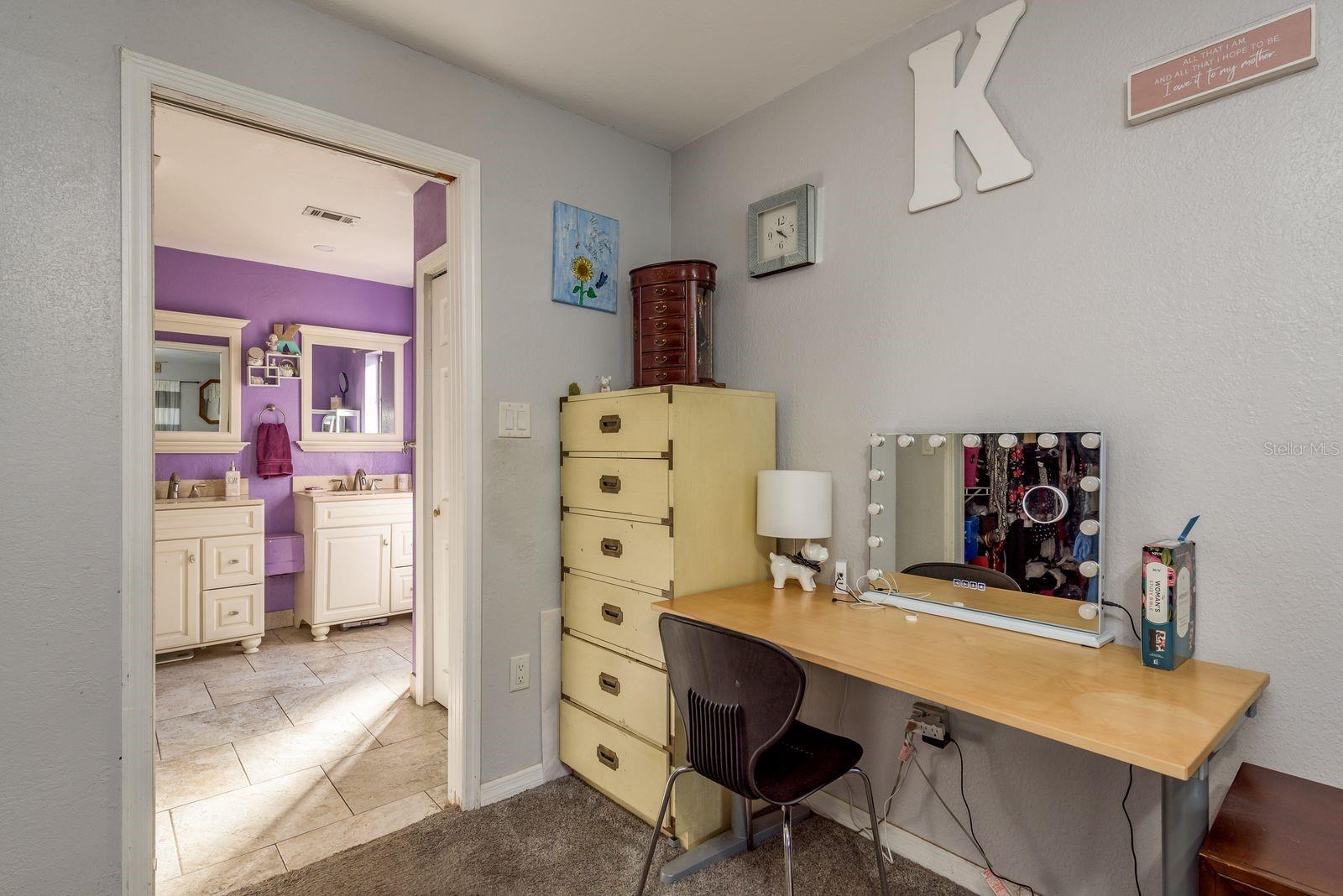 Listing photo id 22 for 7487 Alhambra Court