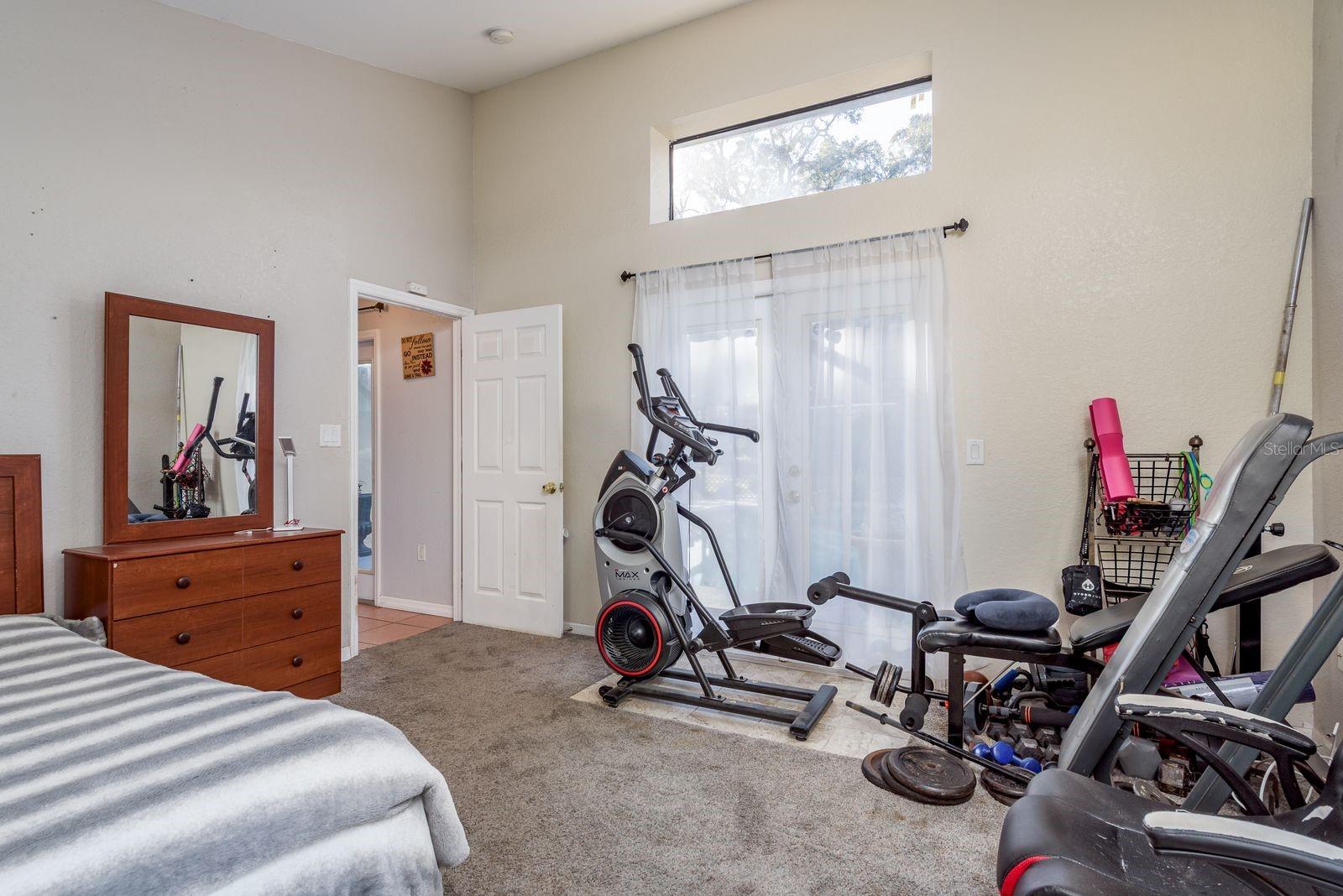 Listing photo id 32 for 7487 Alhambra Court