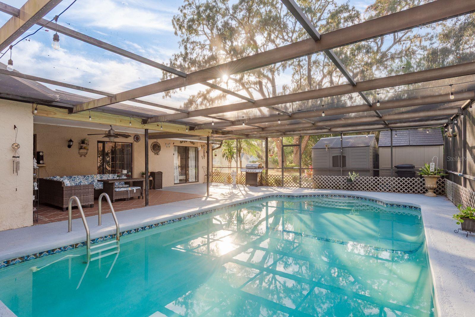 Listing photo id 37 for 7487 Alhambra Court