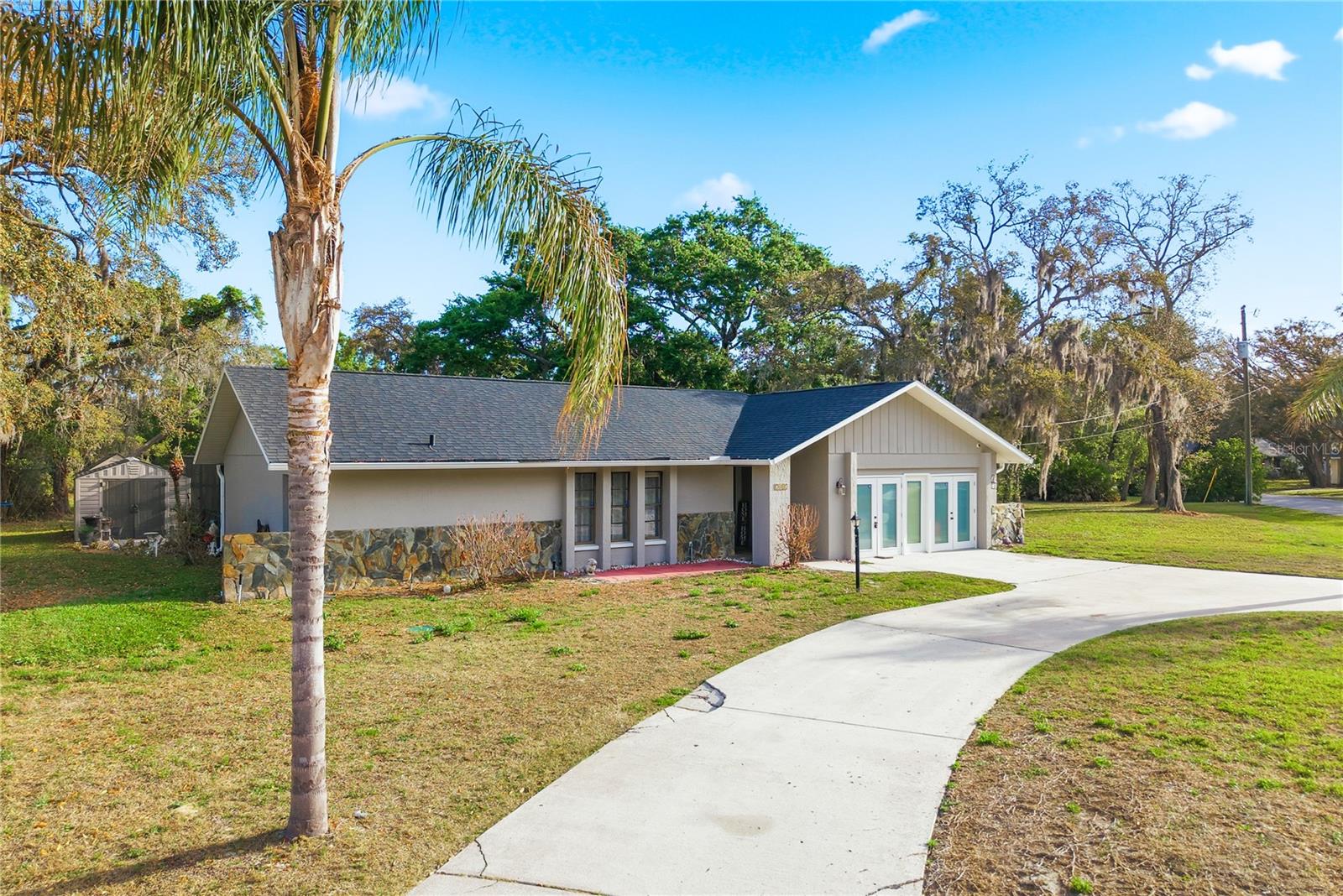 Listing photo id 58 for 7487 Alhambra Court