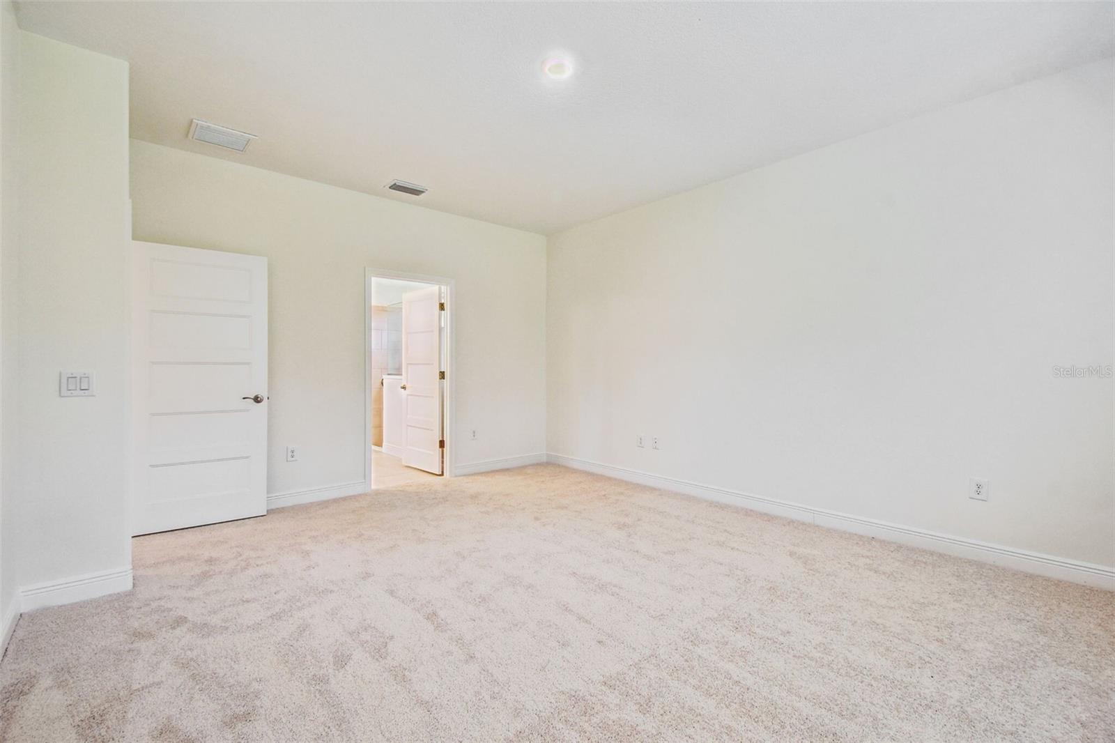 Image 27 of 38 For 11347 Striped Bass Court