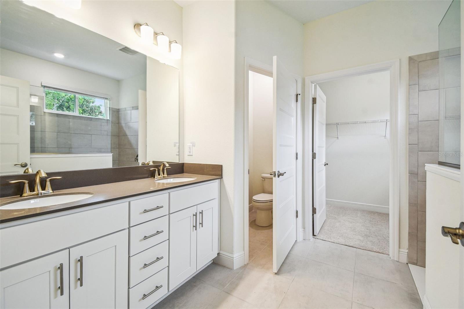 Image 28 of 38 For 11347 Striped Bass Court