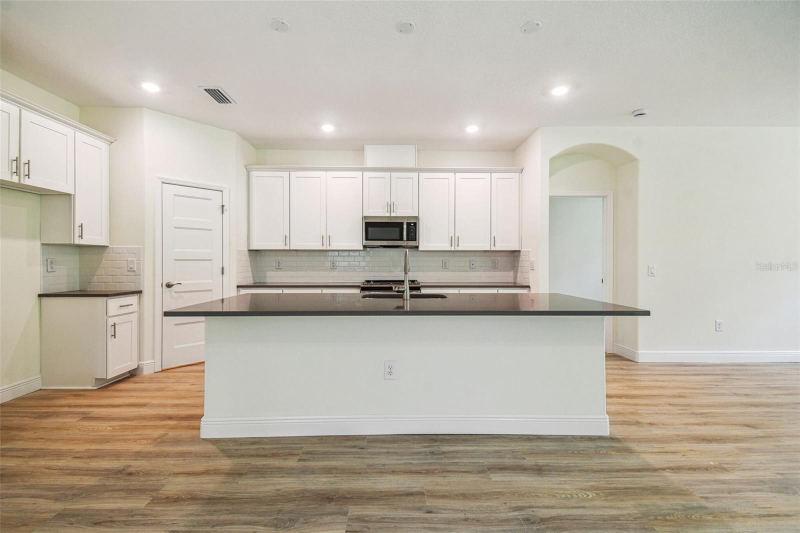 Image 5 of 38 For 11347 Striped Bass Court