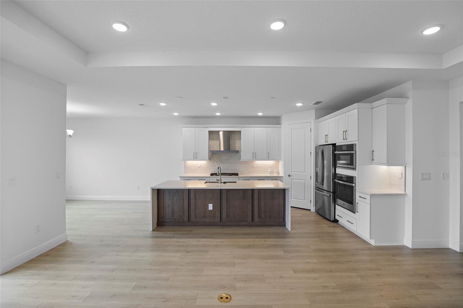 Image 22 of 72 For 18373 Rockport Place