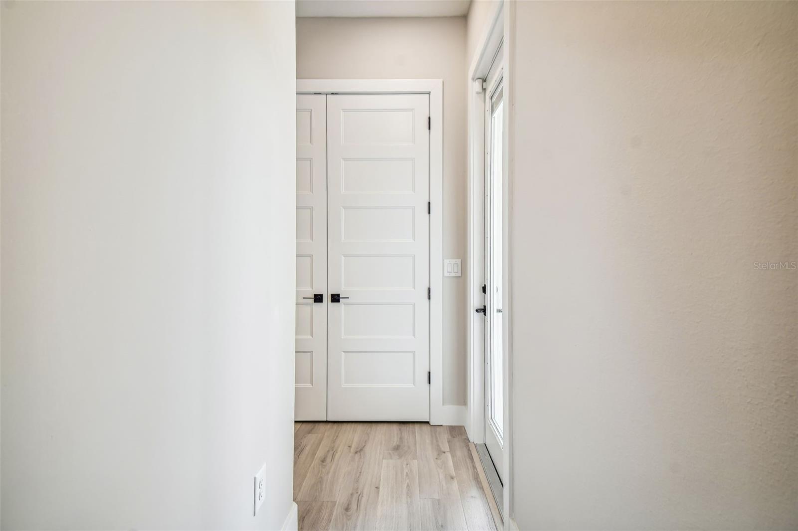 Image 44 of 100 For 6470 Summit View Drive