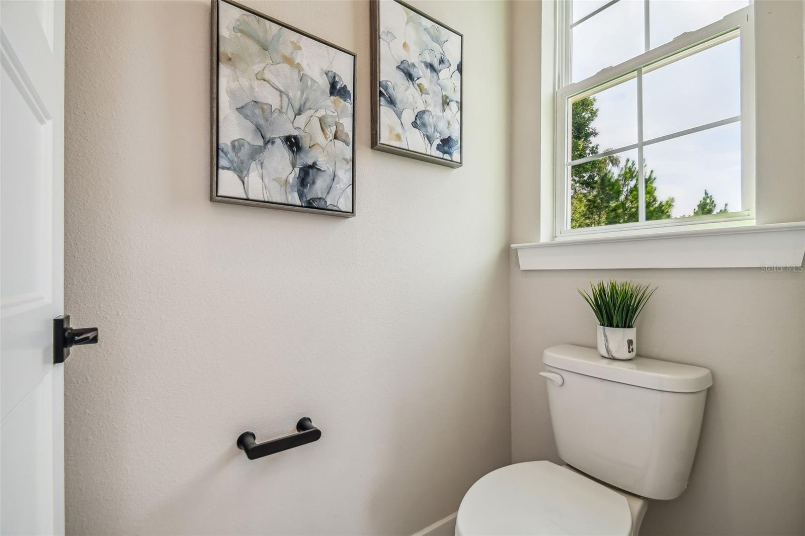 Image 49 of 100 For 6470 Summit View Drive