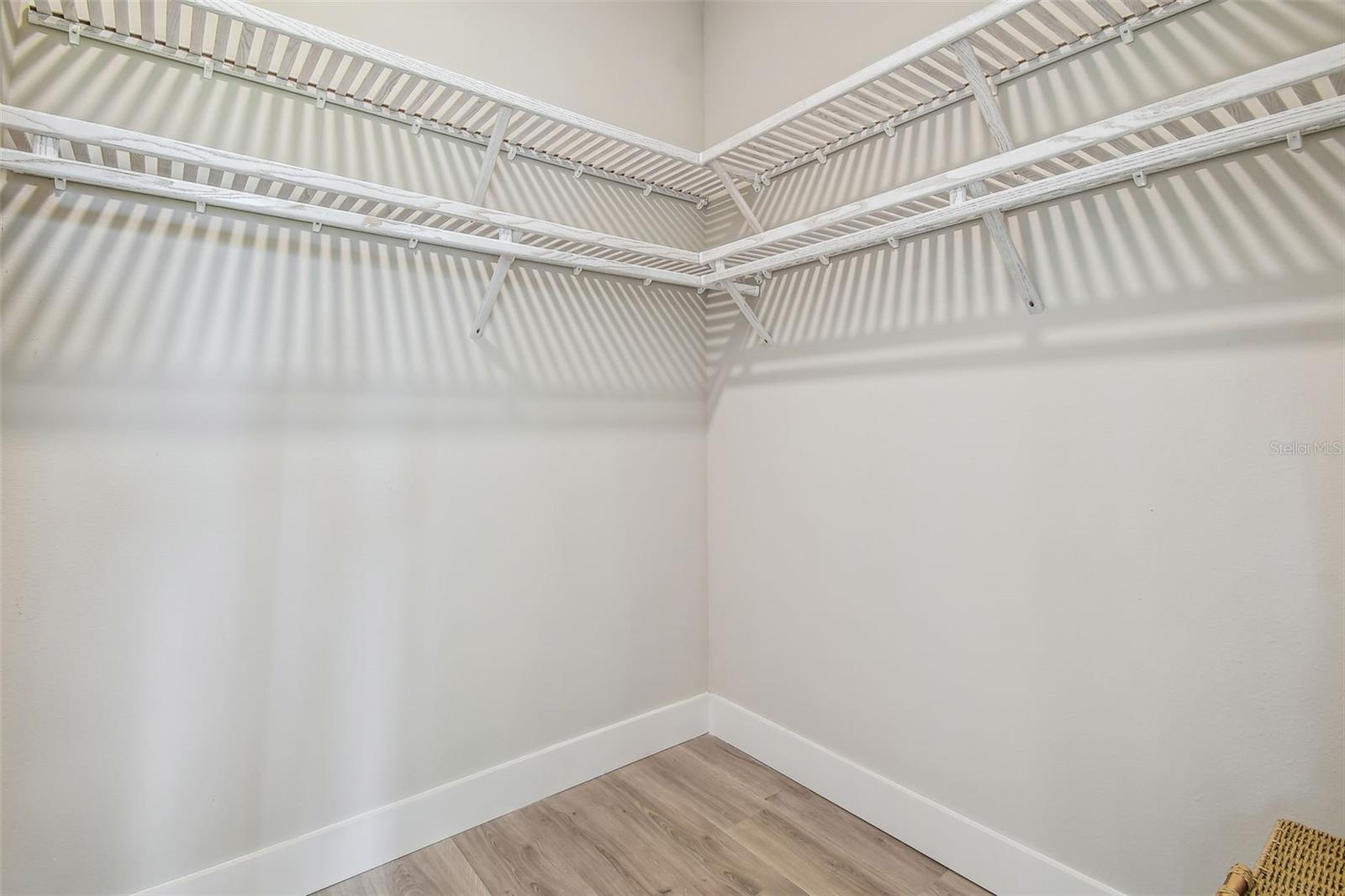 Image 56 of 100 For 6470 Summit View Drive