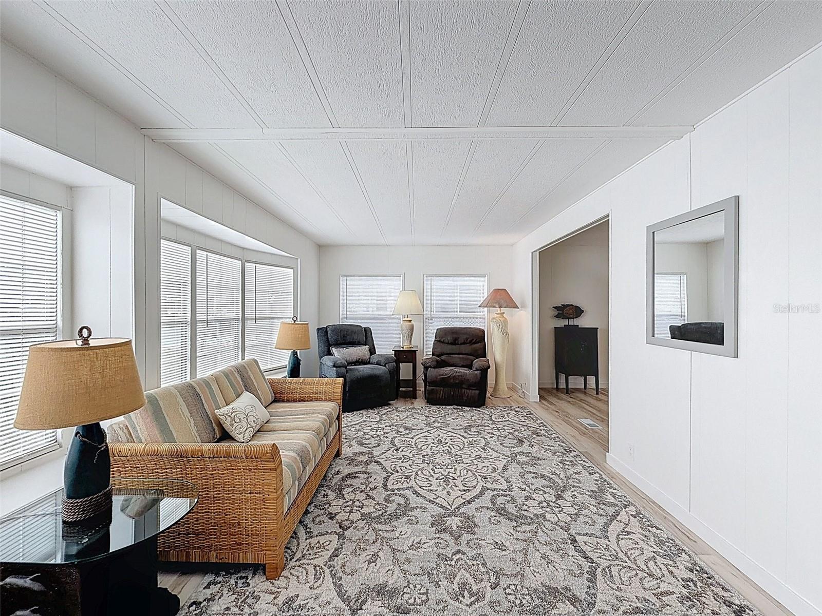 Image 10 of 31 For 12095 Walshwood Avenue