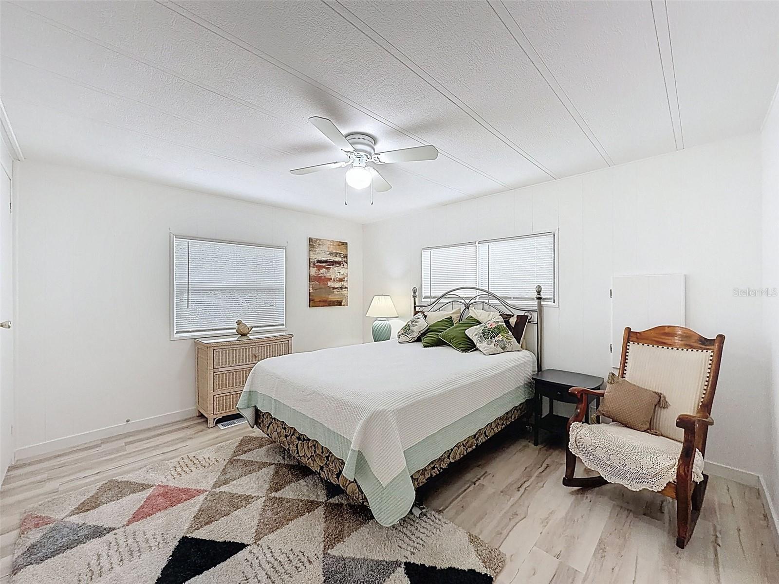 Image 20 of 31 For 12095 Walshwood Avenue