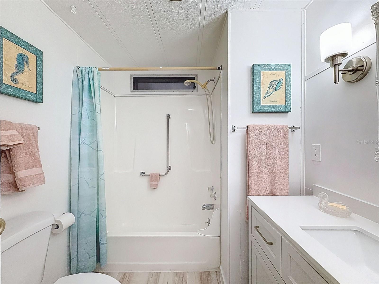 Image 22 of 31 For 12095 Walshwood Avenue