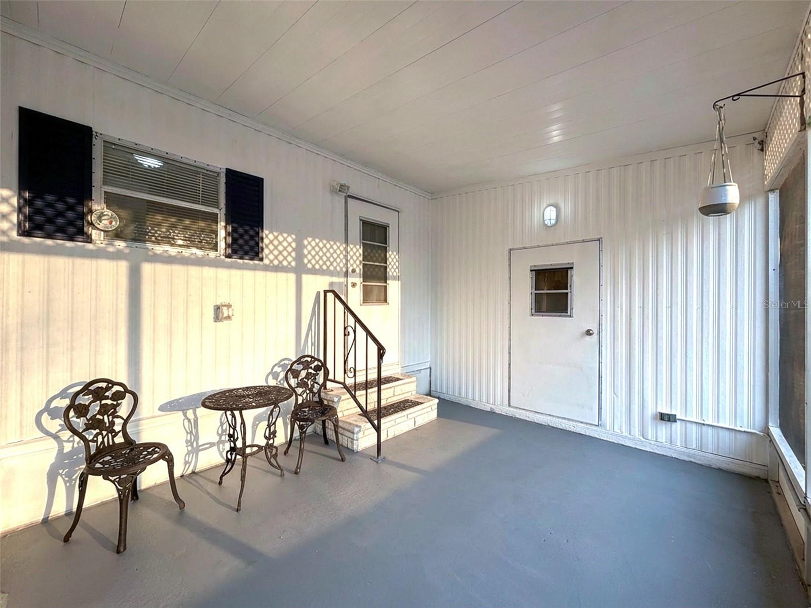 Image 25 of 31 For 12095 Walshwood Avenue