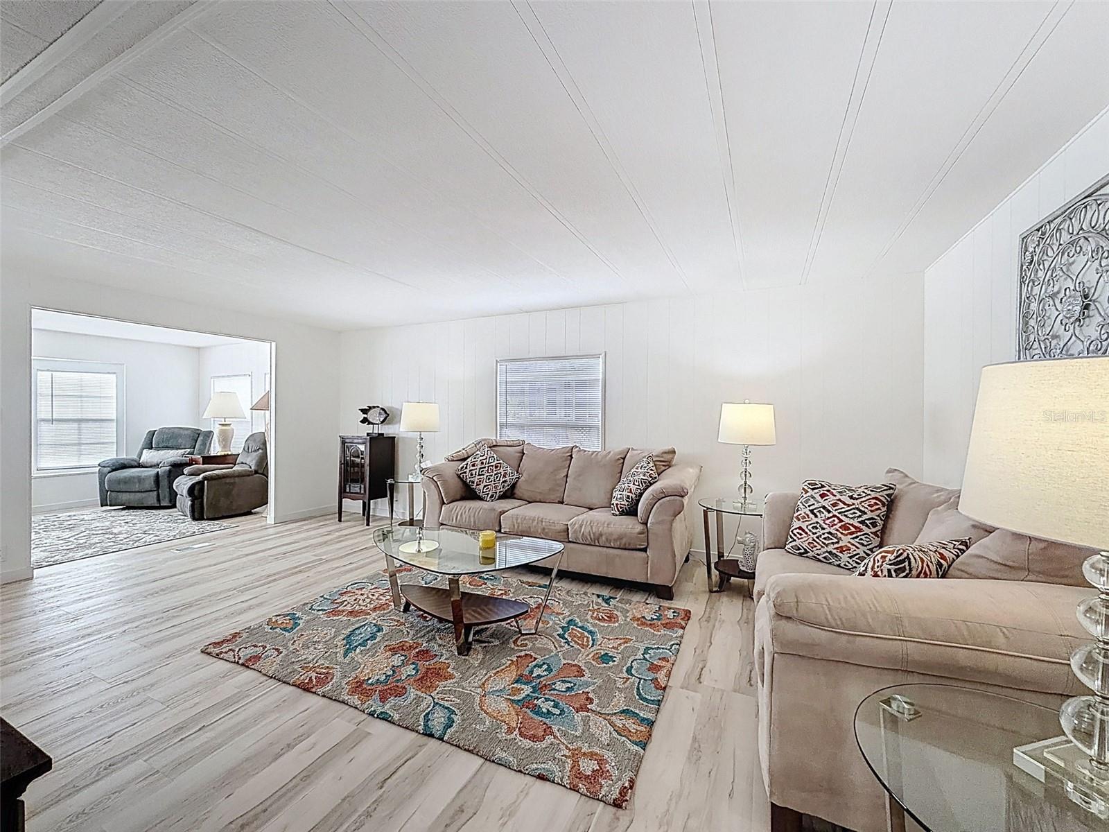 Image 7 of 31 For 12095 Walshwood Avenue