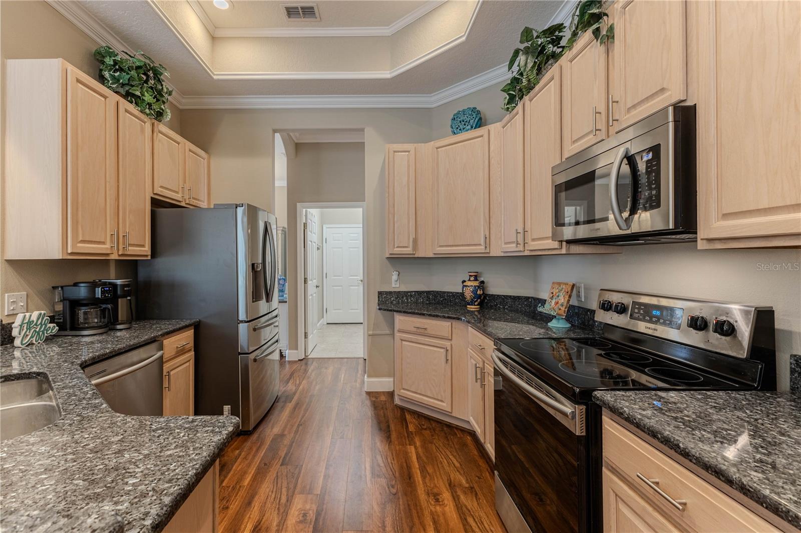 Image 31 of 80 For 320 Mcintosh Court