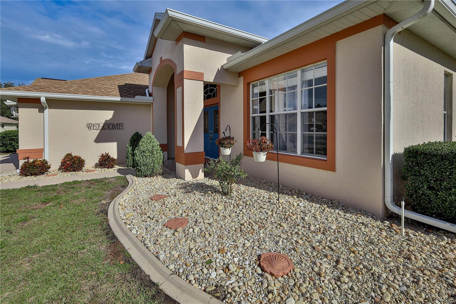 Image 6 of 80 For 320 Mcintosh Court