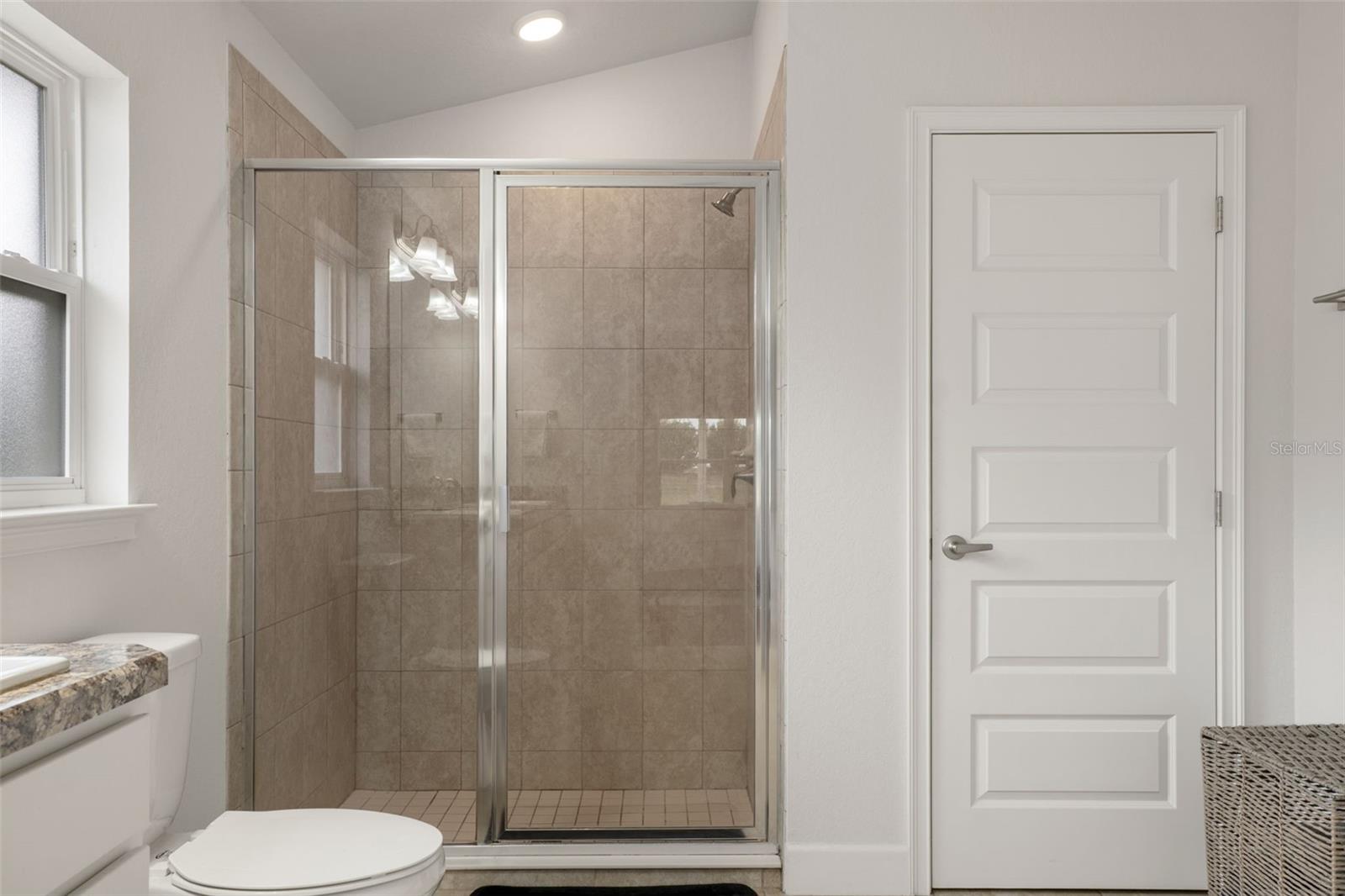 Image 21 of 36 For 3375 Burroughs Path